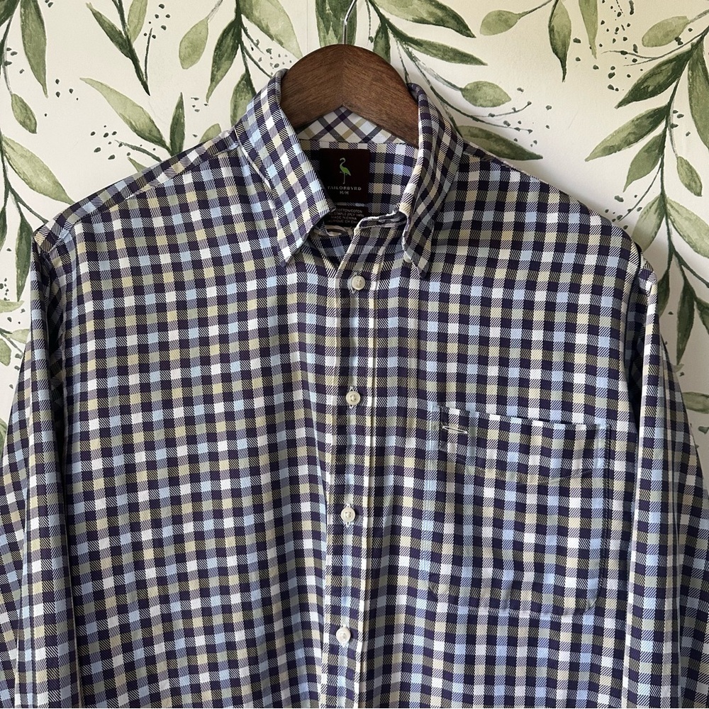 Tailorbyrd Plaid Button Down. Size medium. Purple/Gold Plaid.
